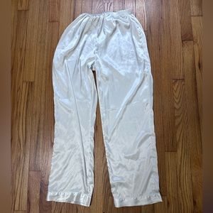 Women’s white silk pajama pant - size large